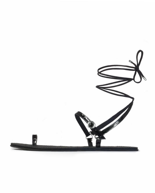 »Liquid Obsidian« Riemchensandalen